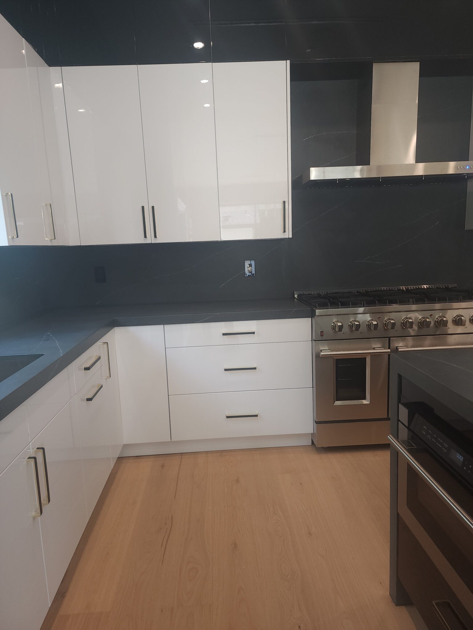Stylish New Home Construction, view 8