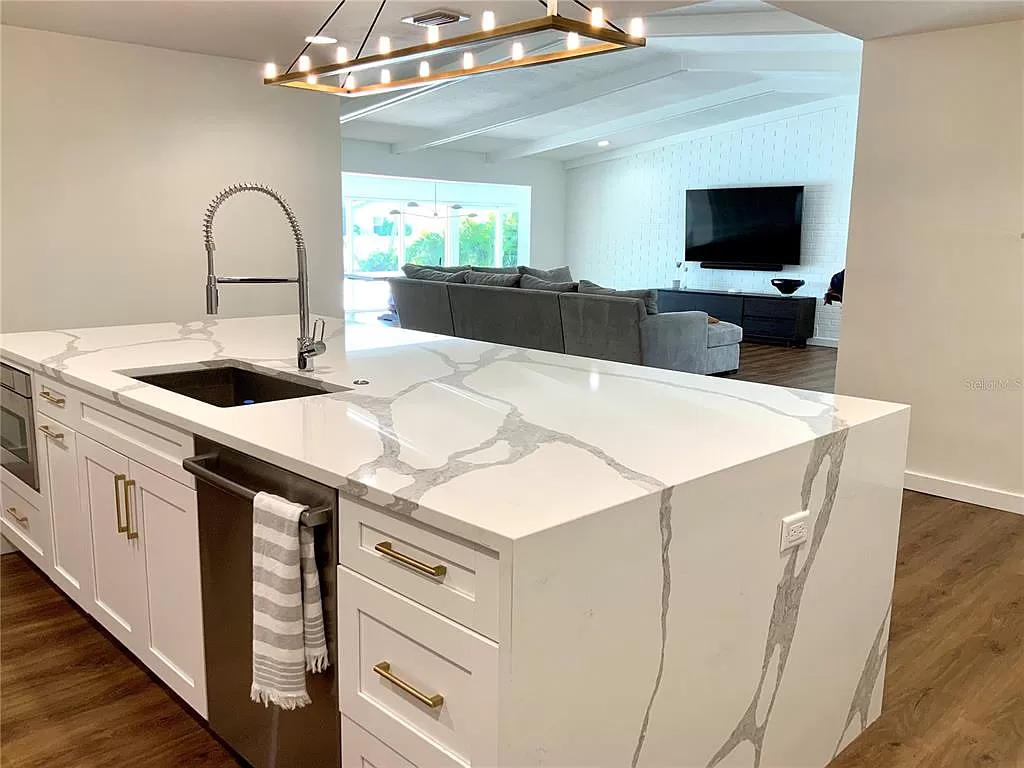 Kitchen Remodeling Valley Village article thumbnail